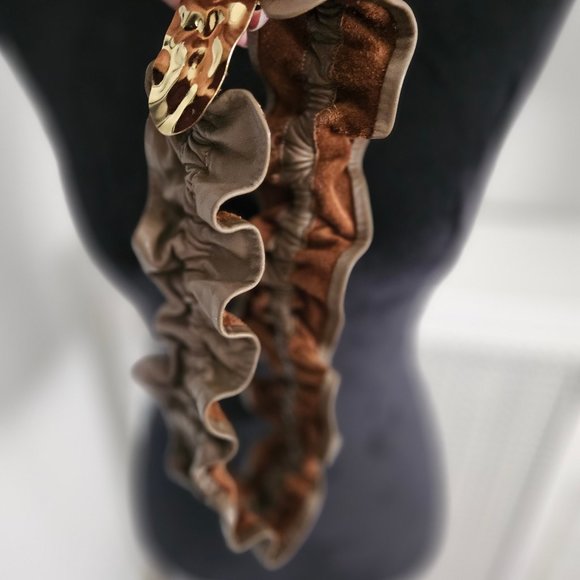 Vintage Leather Elastic Belt With Gold Tone Buckle - Picture 7 of 7